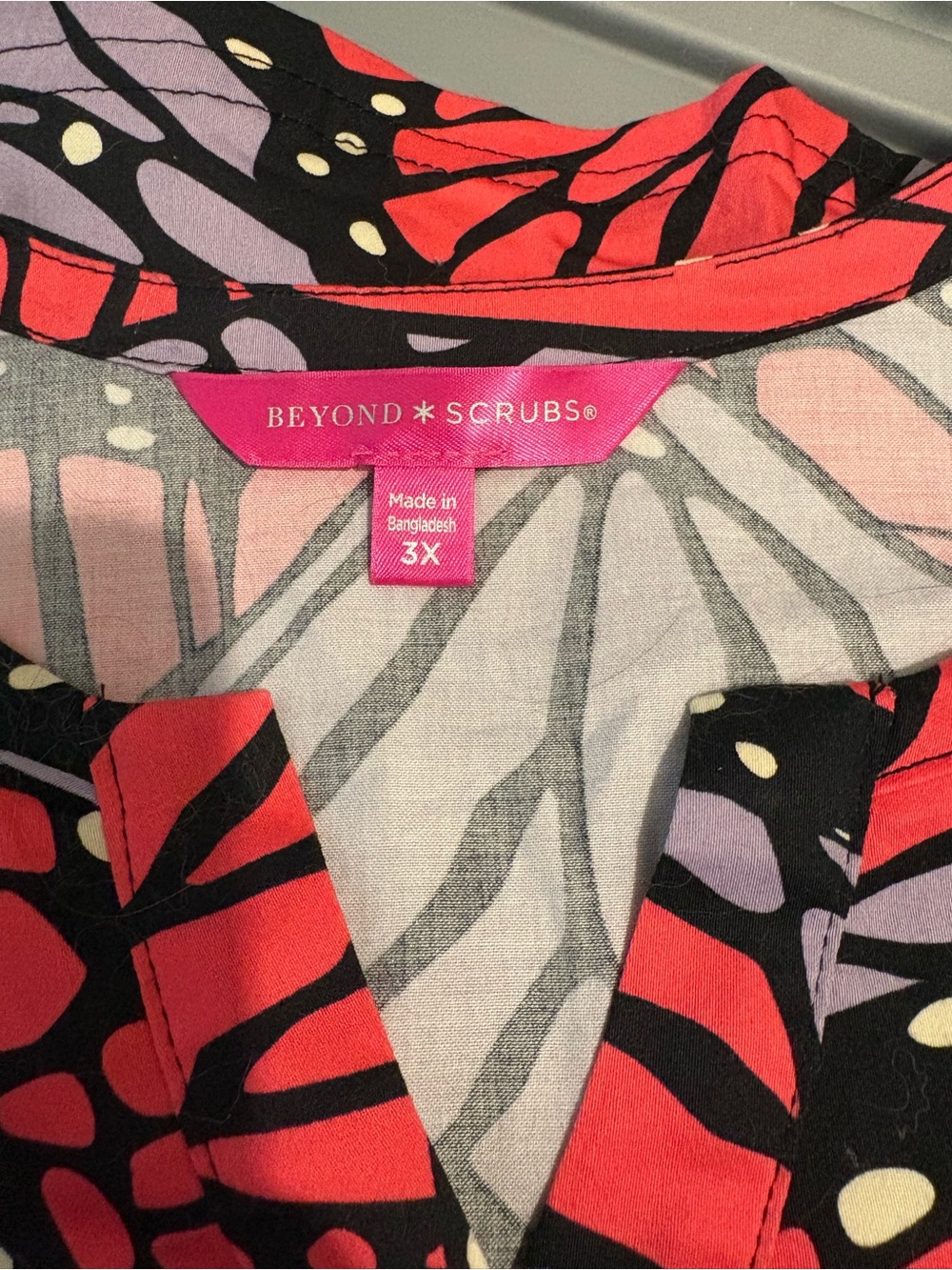 Butterfly Scrub Top - Picture 2 of 4